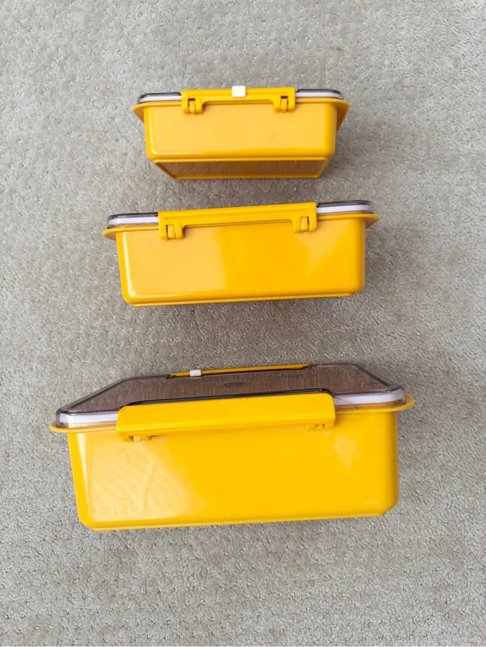 SHIN SAN Vtg Yellow Sealable Food Storage BENTO Box Containers 3 Sizes-3 in Set
